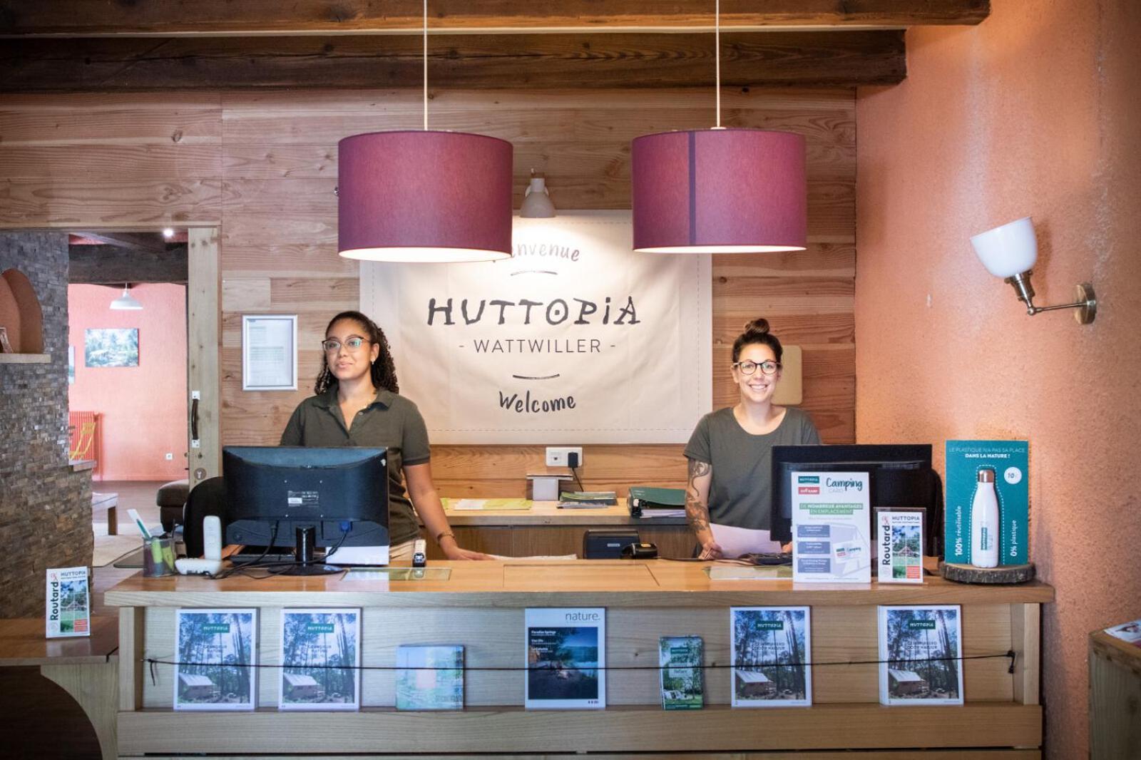 Huttopia De Wattwiller Buitenkant foto